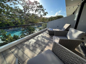Playacar Spacious New Condo steps from the Beach!